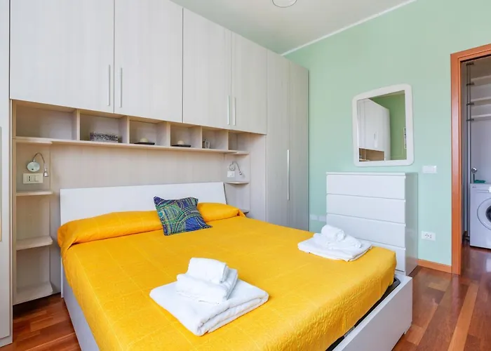 Savona District Terrace Flat * Milano